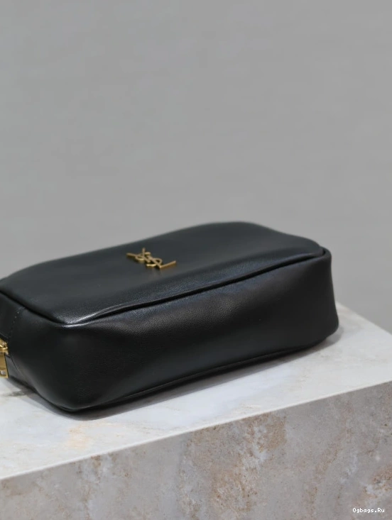 COSMETIC CALYPSO YSL LAMBSKIN POUCH IN 0721